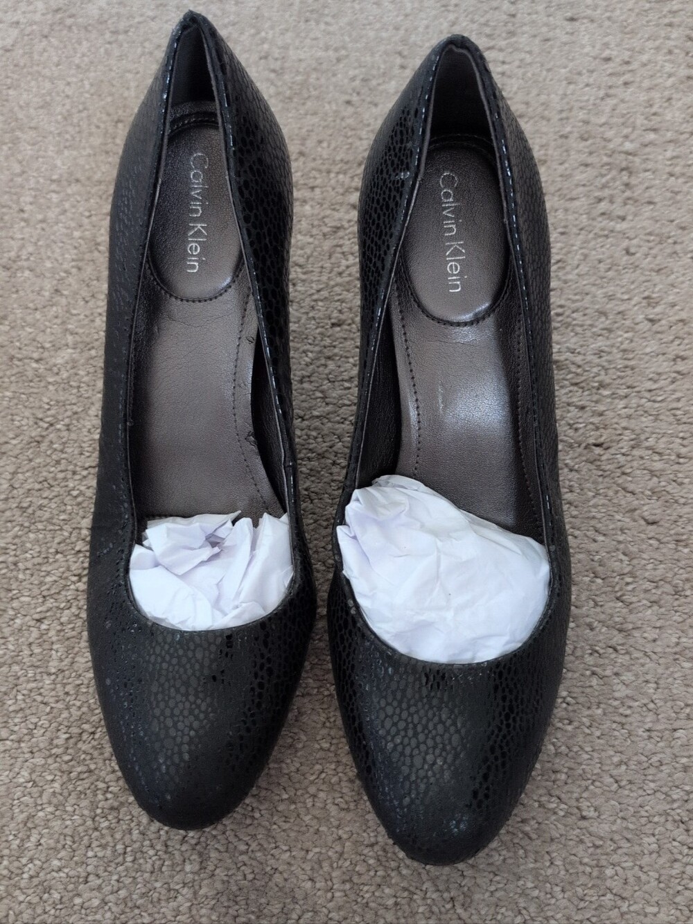 Calvin Klein Black Textured Snake Leather Pointed-Toe Pumps